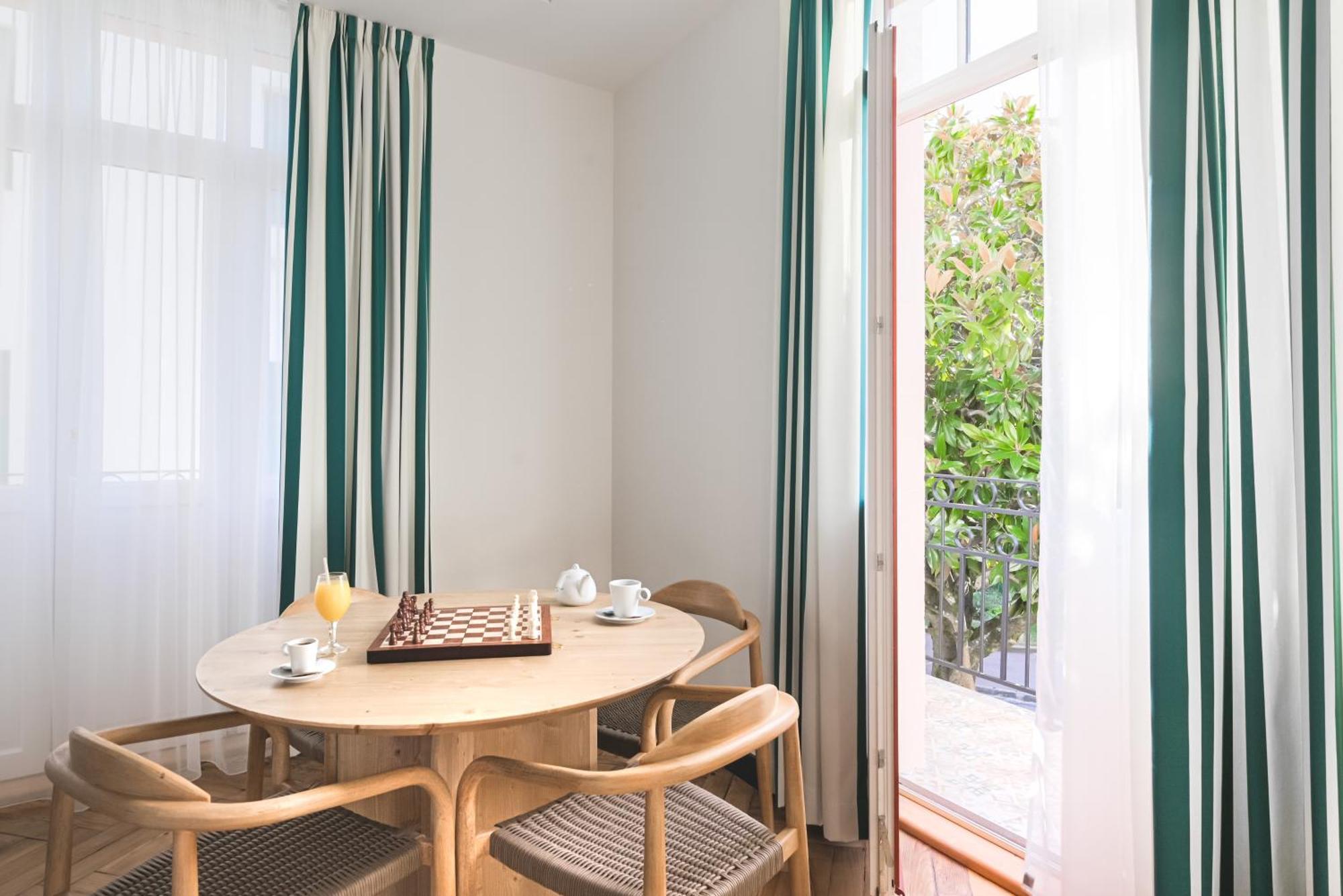 & Madison Jean De Luz Hotel 4*