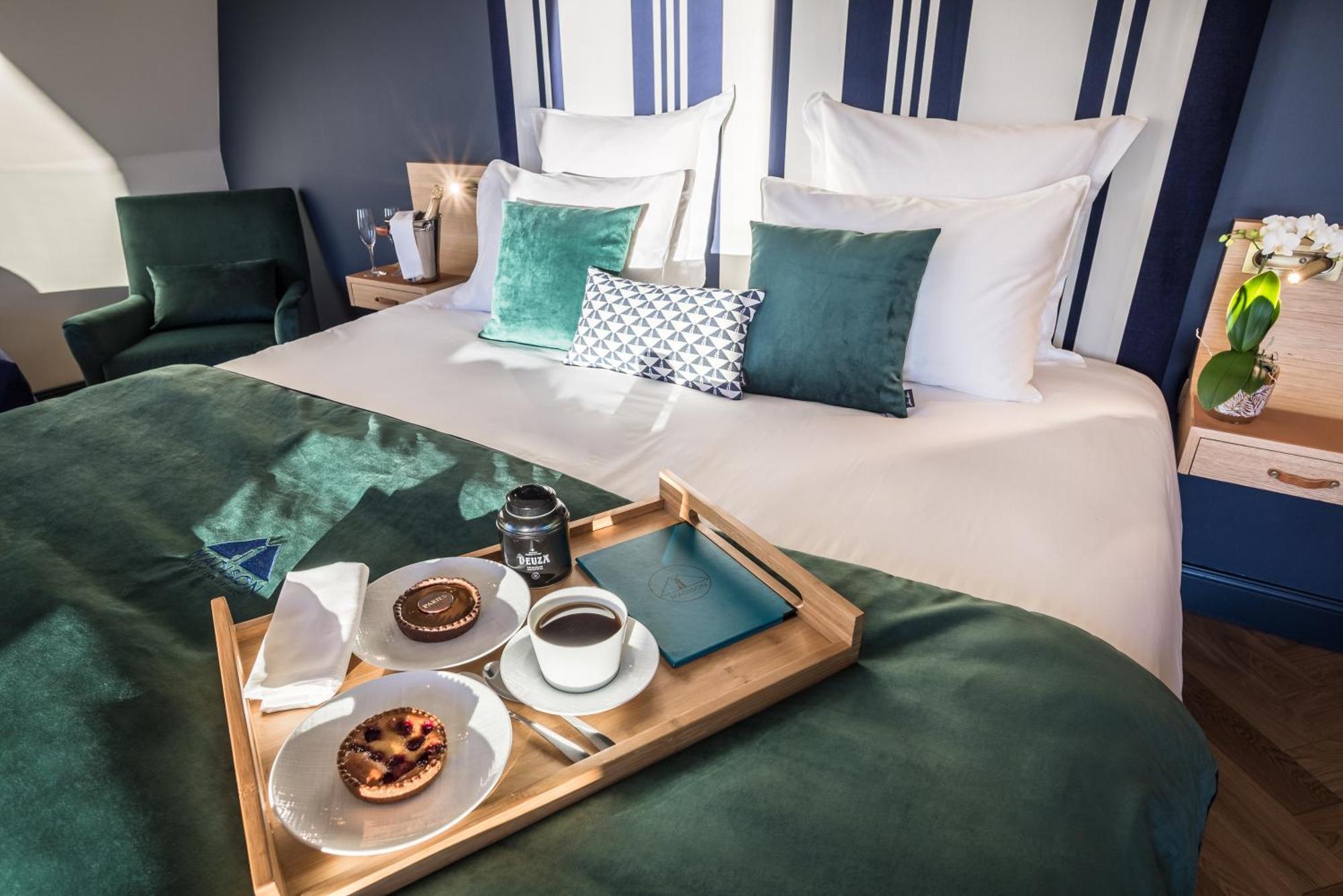 Hotel Madison Jean De Luz - Handwritten Collection