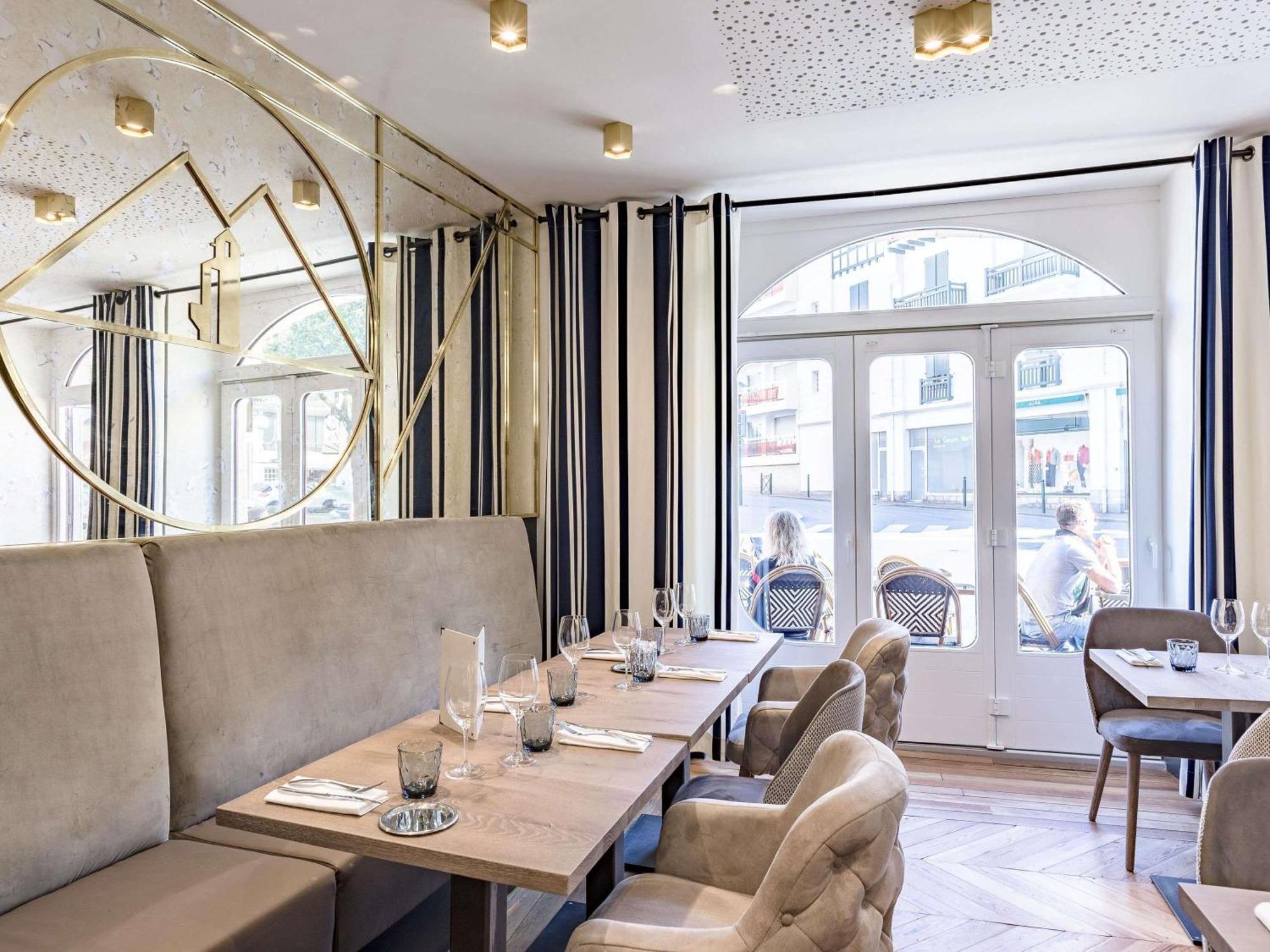 Madison Jean De Luz - Handwritten Collection 4* Saint-Jean-de-Luz