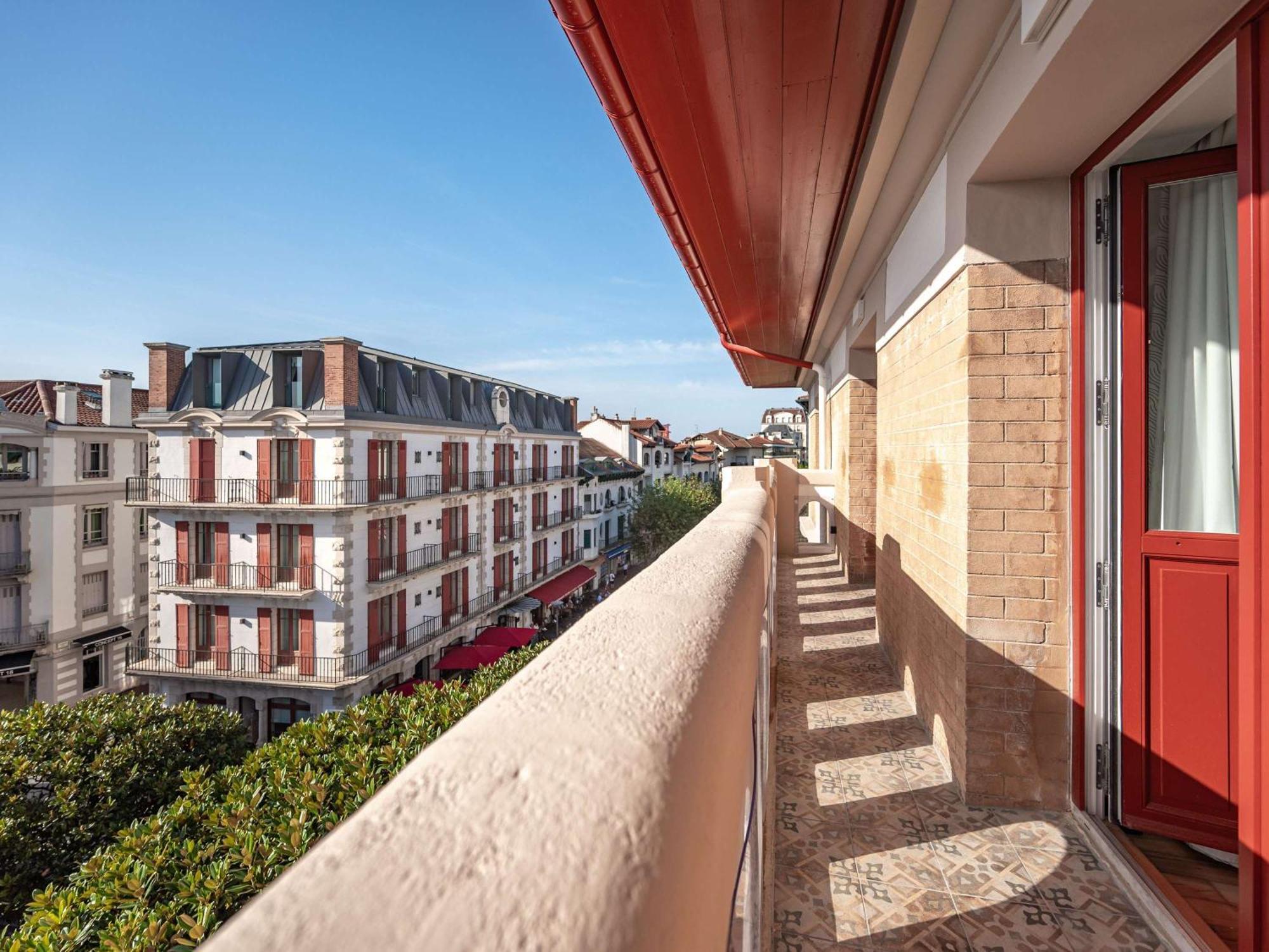 Madison Jean De Luz - Handwritten Collection 4* Saint-Jean-de-Luz