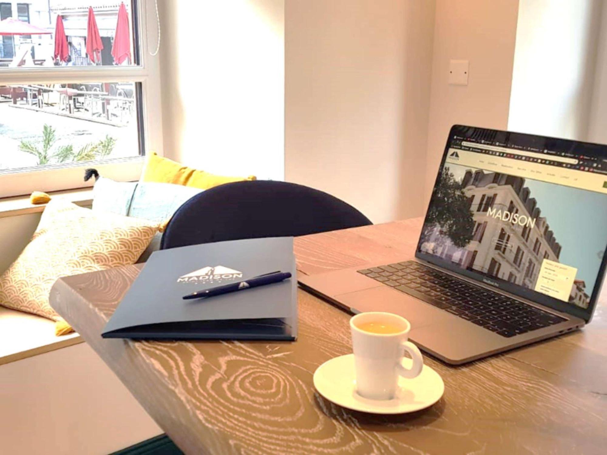 Hotel Madison Jean De Luz - Handwritten Collection 4*